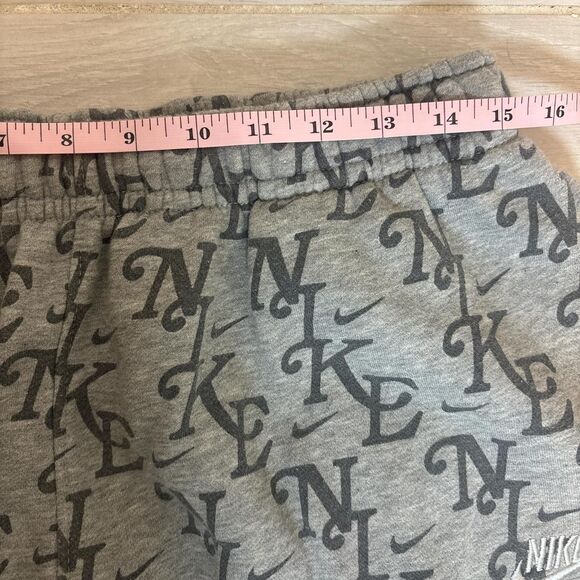 Nike Men's Grey Joggers-tracksuits - Picture 7 of 7